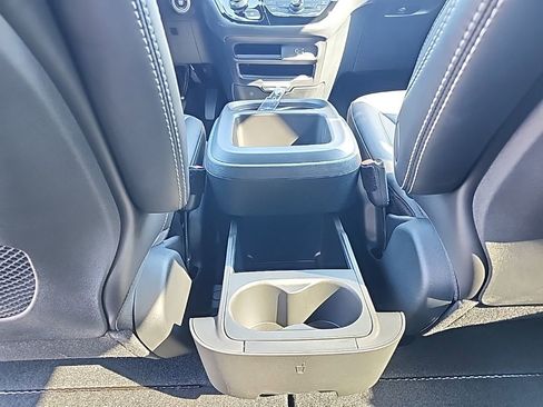 New 2026 Chrysler Pacifica Select image 28