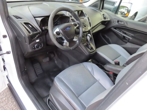 Used 2015 Ford Transit Connect XL image 9