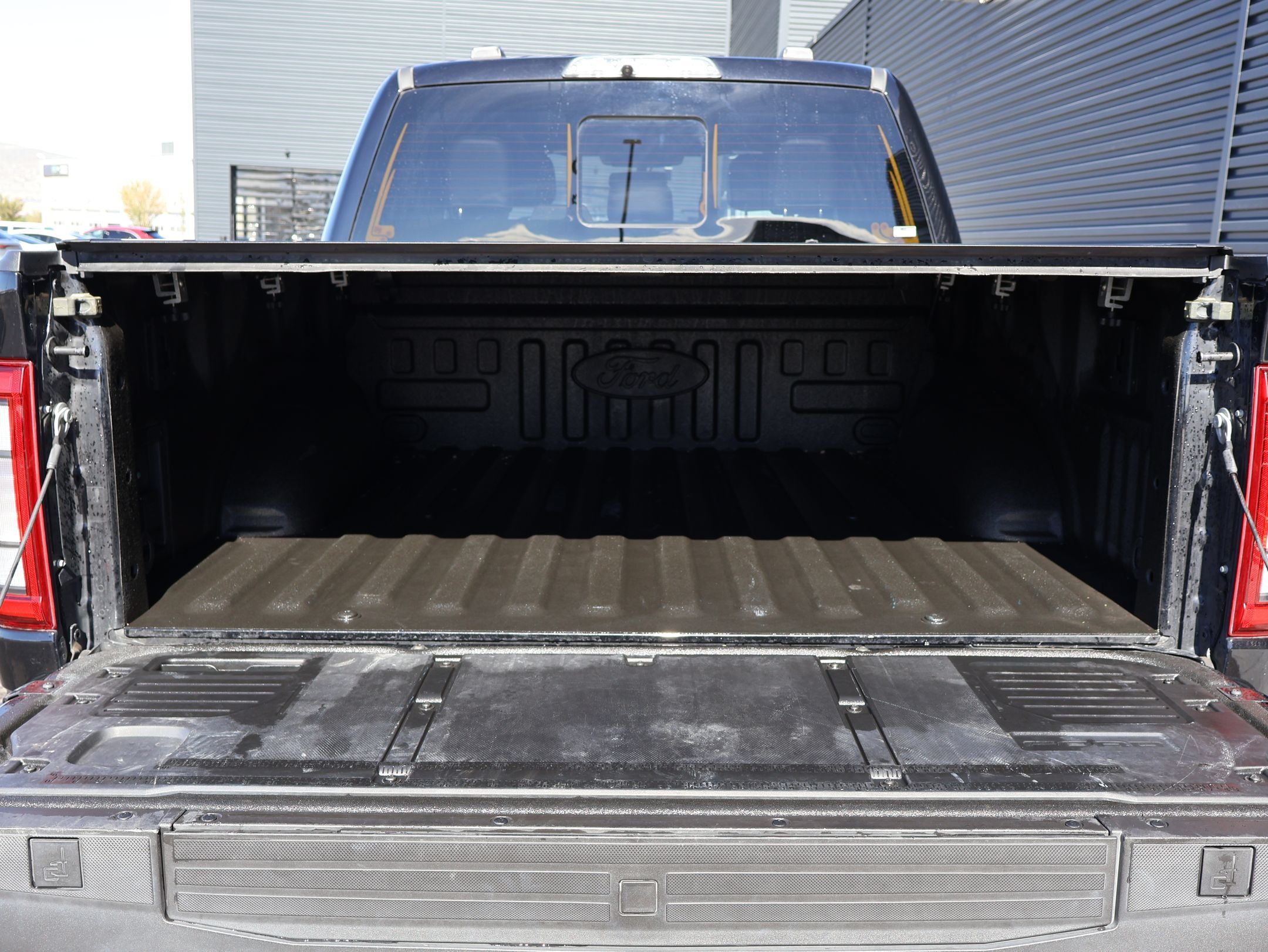 Used 2023 Ford F150 Raptor w/ Raptor 37 Performance Package AWD/4WD image 29