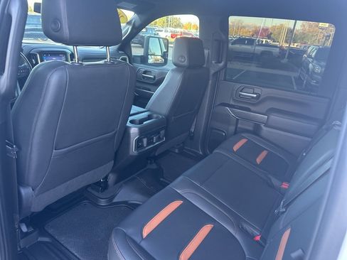Used 2022 GMC Sierra 2500 AT4 image 16