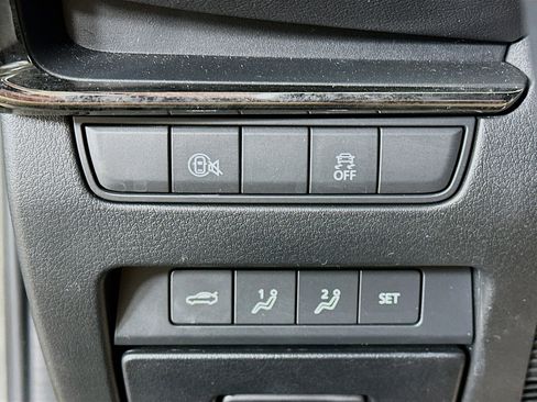 Used 2025 MAZDA MAZDA3 s image 17