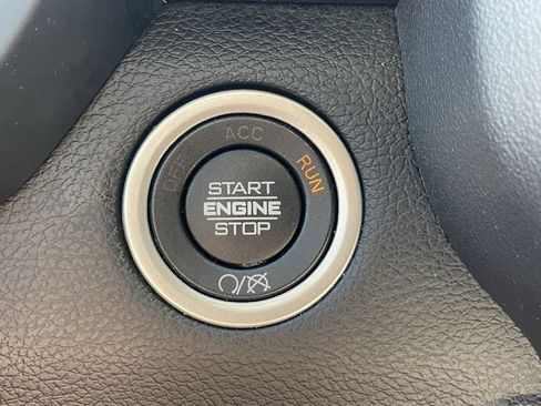 Used 2024 RAM 2500 Big Horn image 33