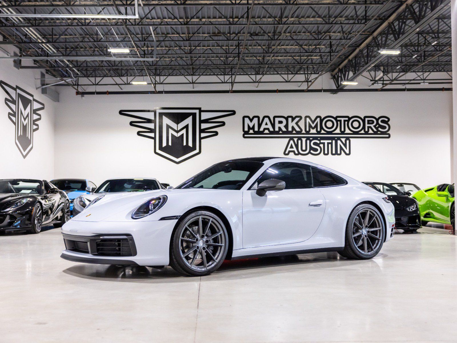 Used 2024 Porsche 911 Carrera T RWD image 1