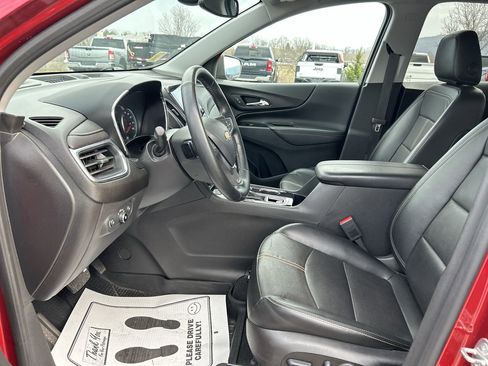 Used 2023 Chevrolet Equinox Premier image 22