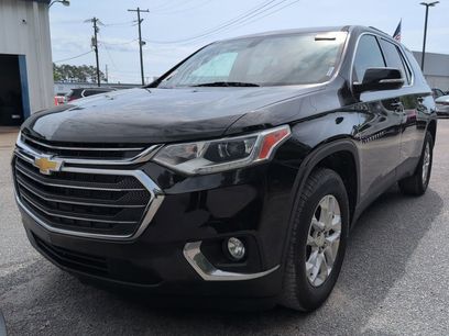 Used 2021 Chevrolet Traverse LT