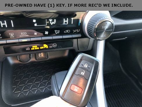 Used 2025 Toyota RAV4 XLE image 3