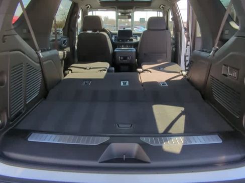 Used 2024 Chevrolet Tahoe RST w/ Luxury Package image 19