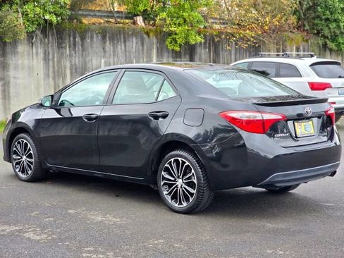 Used 2014 Toyota Corolla S image 5