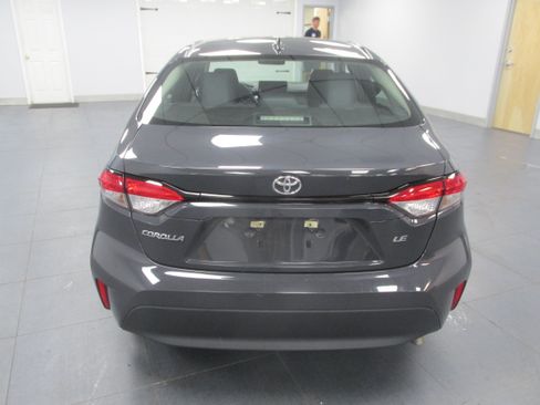 Used 2023 Toyota Corolla LE FWD image 6
