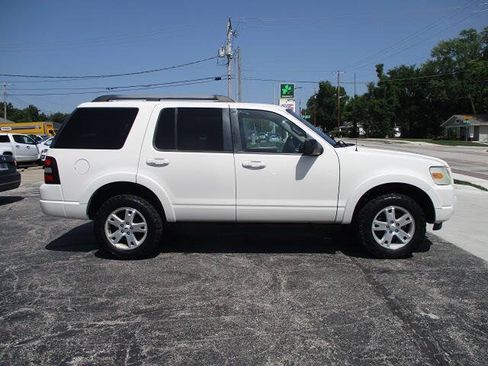 Used 2009 Ford Explorer XLT AWD/4WD image 9