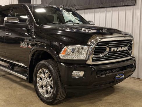 Used 2018 RAM 2500 Limited image 9