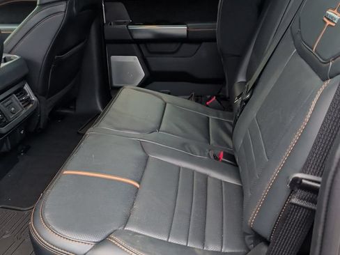 Used 2024 Ford F350 Platinum AWD/4WD image 19