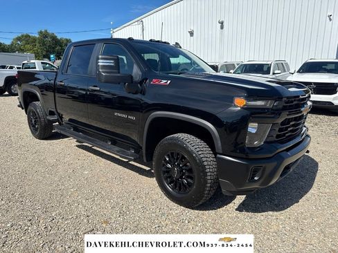 Used 2024 Chevrolet Silverado 2500 W/T AWD/4WD image 8