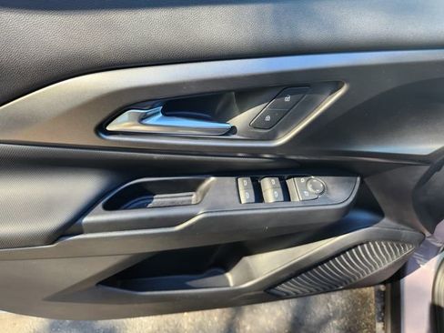 New 2026 Chevrolet Equinox EV LT image 12