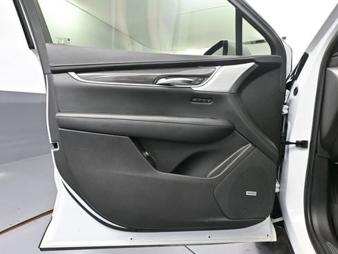 Used 2023 Cadillac XT5 Sportv AWD/4WD image 19