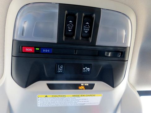 Used 2022 Subaru Crosstrek 2.5i Limited w/ Moonroof Package 1 image 25