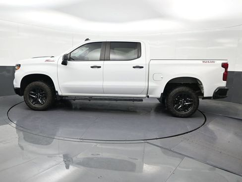 Used 2024 Chevrolet Silverado 1500 Custom Trail Boss AWD/4WD image 2