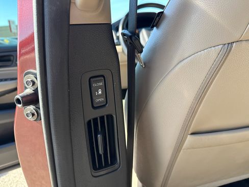 Used 2019 Honda Odyssey EX-L image 18