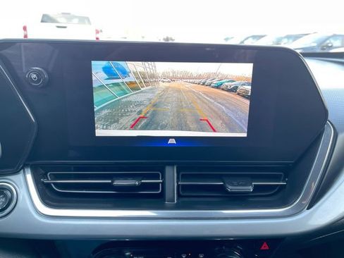 Certified 2024 Chevrolet Trax LT w/ Driver Confidence Package image 14