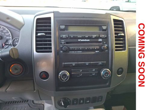 Used 2012 Nissan Frontier SL w/ Moonroof Pkg AWD/4WD image 14