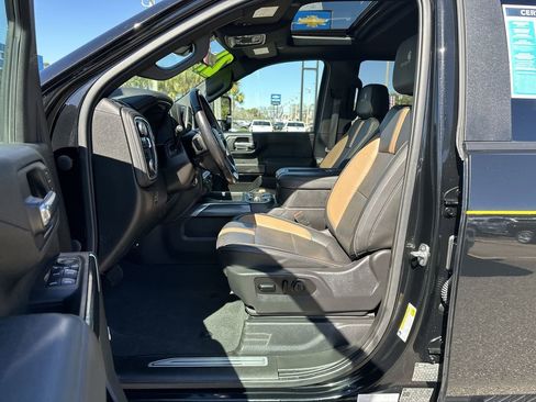 Used 2021 Chevrolet Silverado 2500 LTZ w/ Carhartt Edition image 20