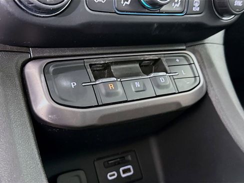 Used 2020 GMC Acadia AT4 w/ Driver Alert Package II image 10