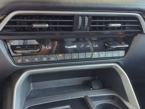 Used 2025 MAZDA CX-70 Plug-In Hybrid w/ Premium Plus image 15