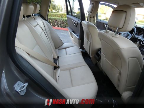 Used 2014 Mercedes-Benz GLK 350 2WD image 30