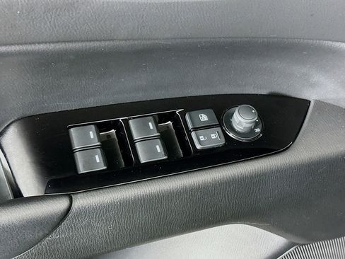 Used 2025 MAZDA CX-5 AWD 2.5 S w/ Preferred Package image 15