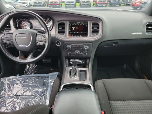 Used 2023 Dodge Charger SXT image 9