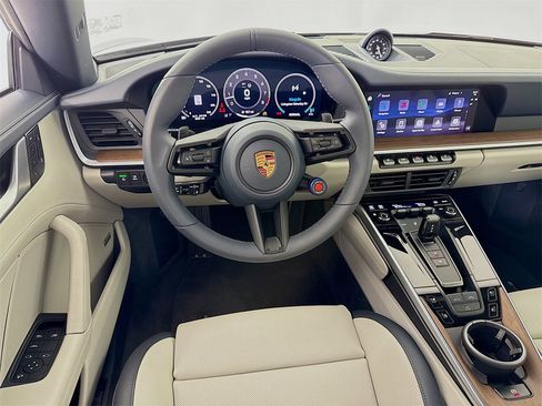 Used 2026 Porsche 911 Carrera 4S image 28