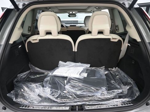 New 2026 Volvo XC90 B6 Ultra image 19