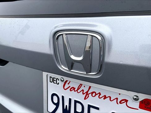 Certified 2025 Honda CR-V EX-L image 31