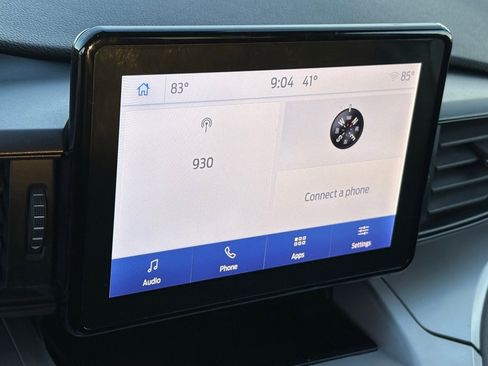 Used 2023 Ford Explorer XLT image 24