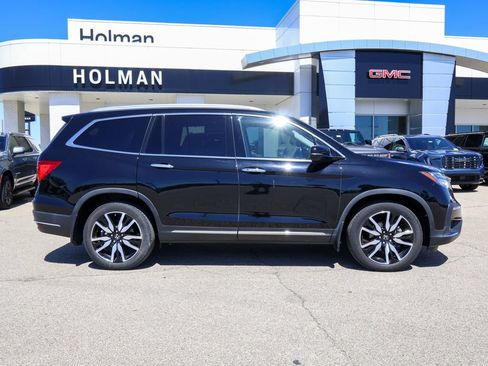 Used 2022 Honda Pilot Touring image 2