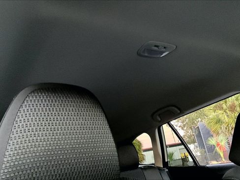 Used 2024 Subaru Outback Premium image 26