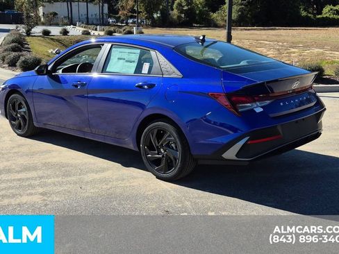 Certified 2026 Hyundai Elantra Sport FWD image 9