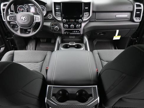 New 2025 RAM 1500 Big Horn image 23