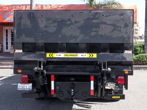 Used 2017 Ford F550 XLT image 8