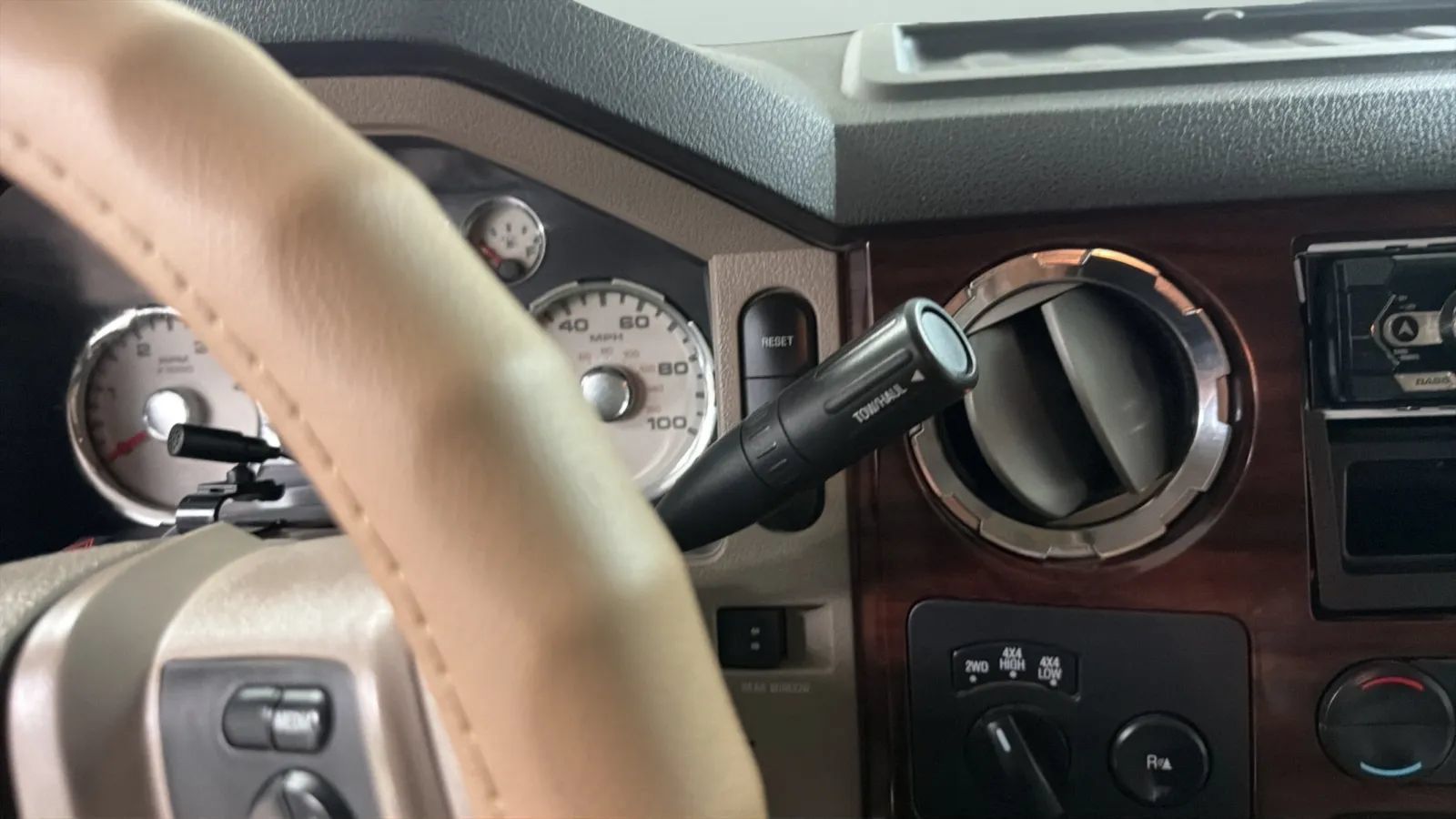 Used 2008 Ford F250 Lariat AWD/4WD image 12