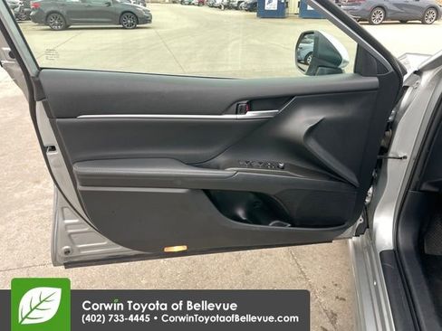 Used 2023 Toyota Camry XSE image 10