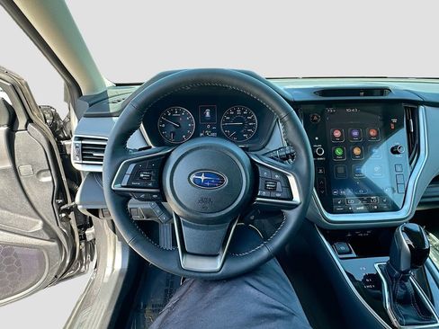 Used 2020 Subaru Outback Limited AWD/4WD image 11