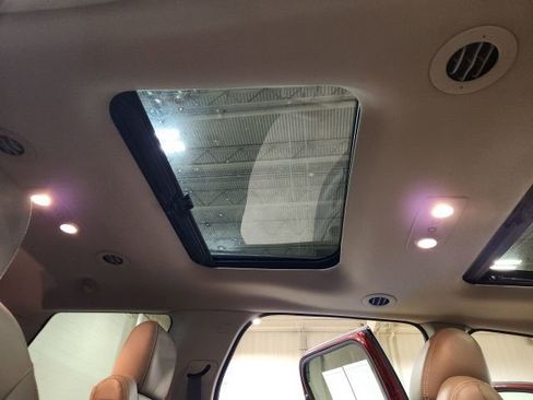 Used 2015 GMC Acadia Denali image 32