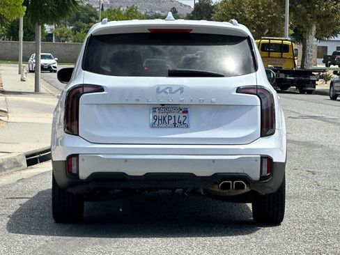 Used 2024 Kia Telluride EX w/ EX Captain's Chair Package FWD image 5