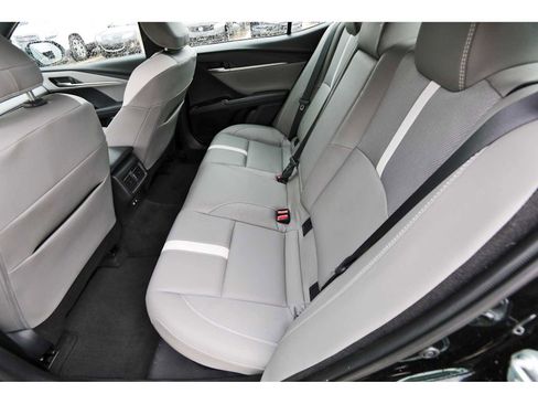 Used 2025 Toyota Camry SE w/ Convenience Package FWD image 12