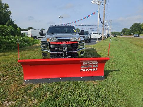Used 2026 RAM 3500 Tradesman AWD/4WD image 2