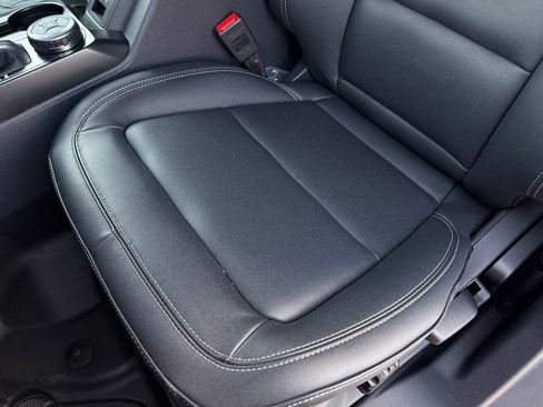 Used 2025 Ford Bronco Badlands image 23