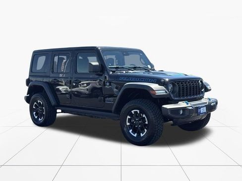 Used 2024 Jeep Wrangler Unlimited Rubicon 4xe AWD/4WD image 8