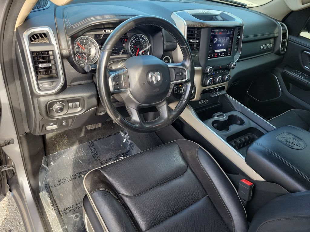 Used 2020 RAM 1500 Laramie AWD/4WD image 13