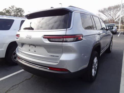 Used 2023 Jeep Grand Cherokee L Limited image 5